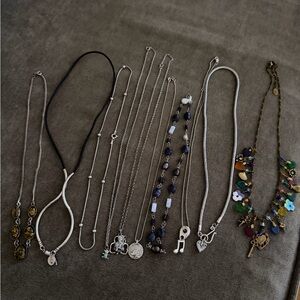 Lot of 9 necklaces